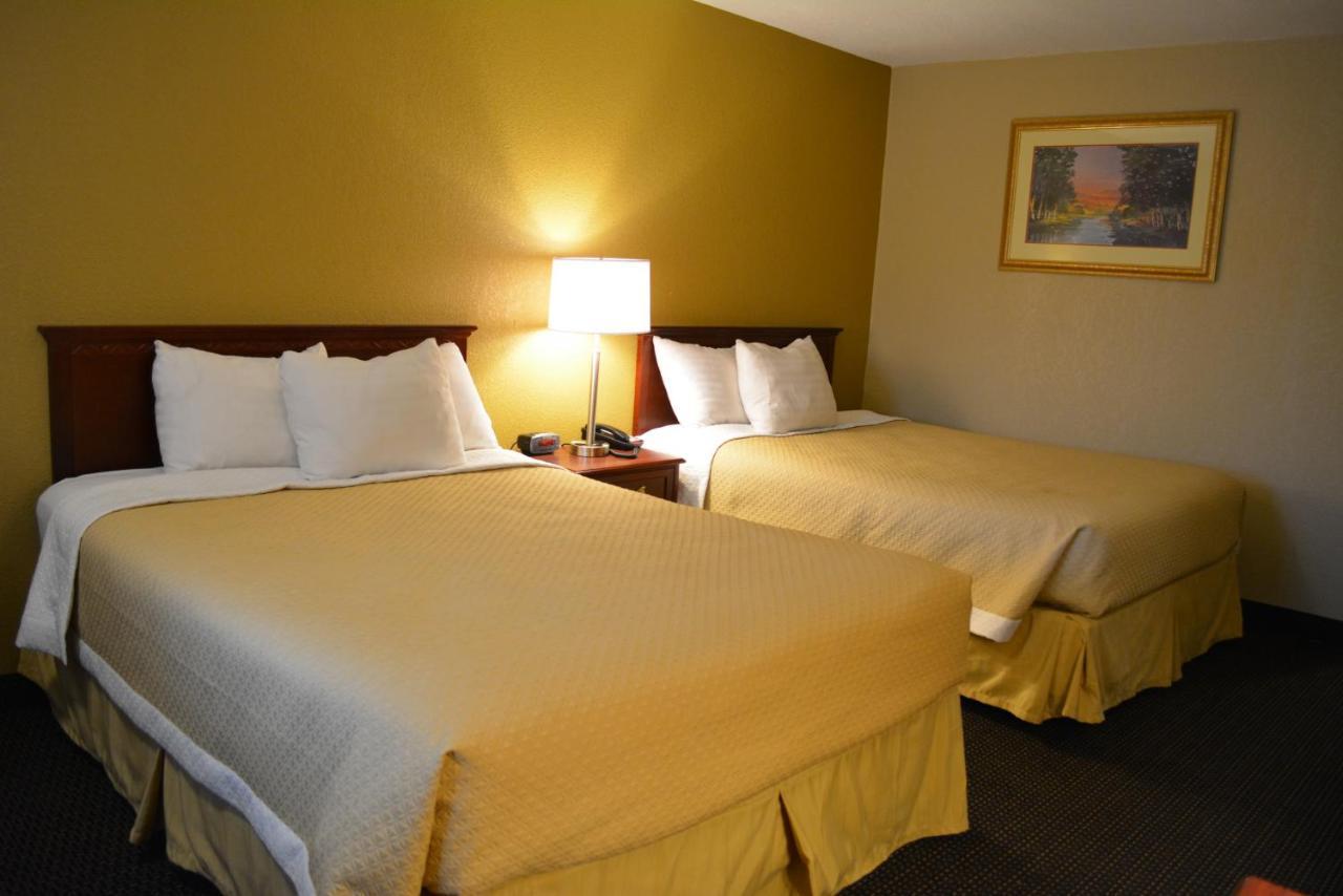 Days Inn By Wyndham Clive - West Des Moines Exterior foto